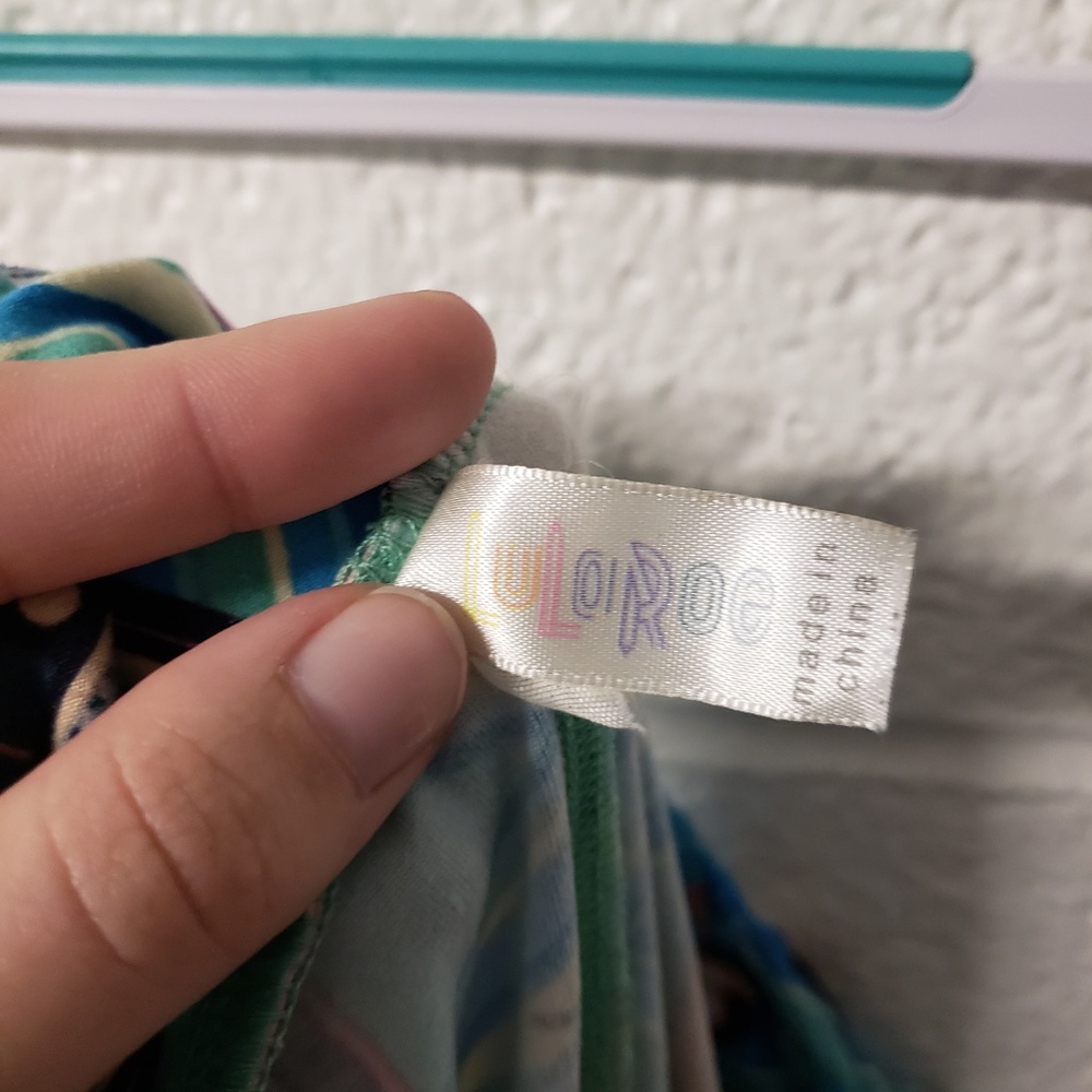 Lularoe Patterned Leggings - Picture 2 of 2